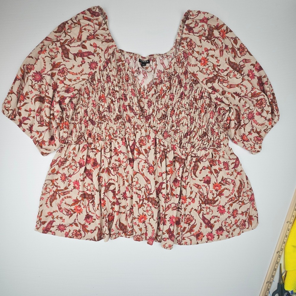 Torrid Floral Smocked Babydoll Top Flutter Sleeve Boho Cottagecore Pink Size 5